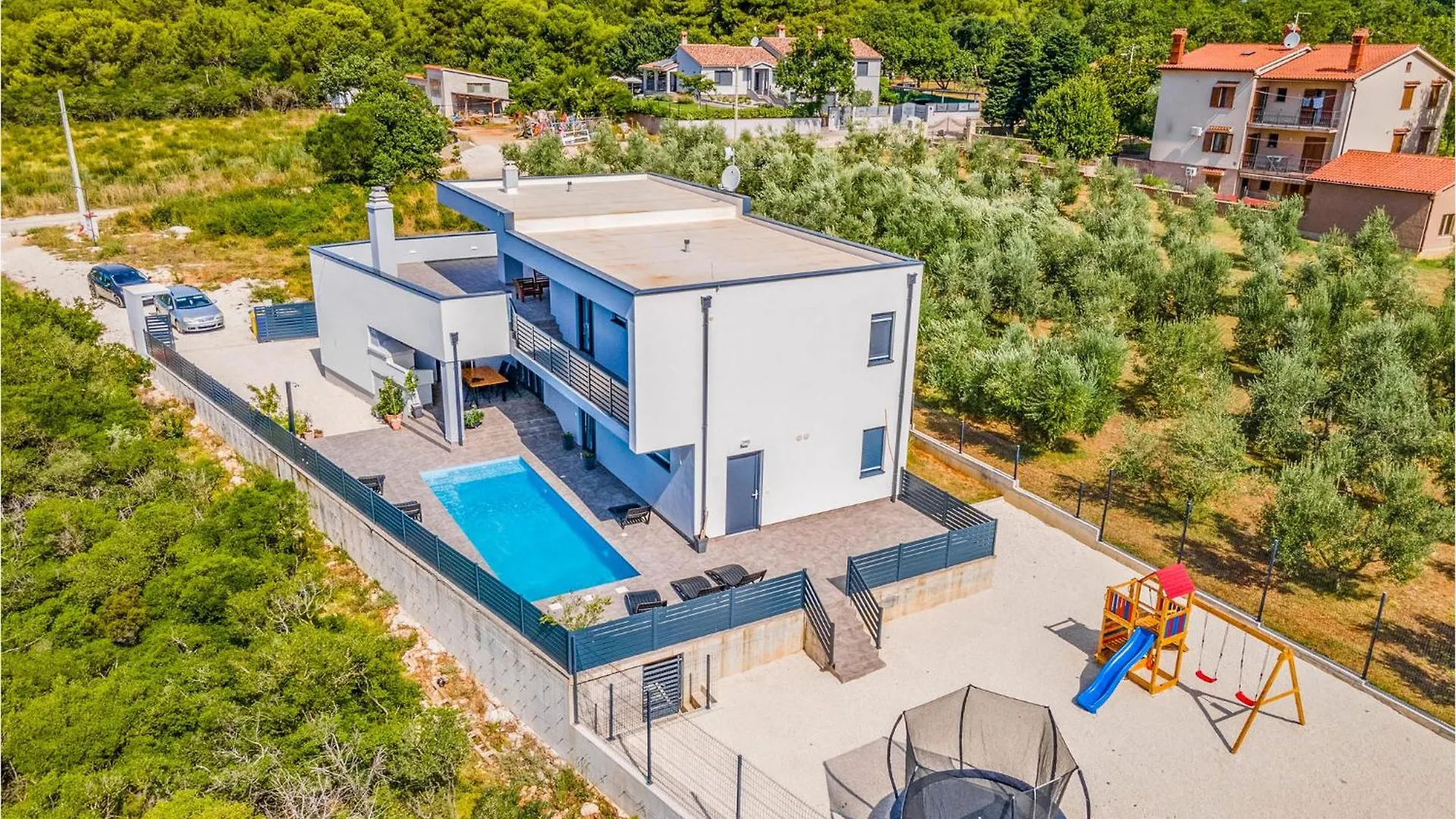 3 Bedroom Cozy Home In Pula 0*,  Croacia